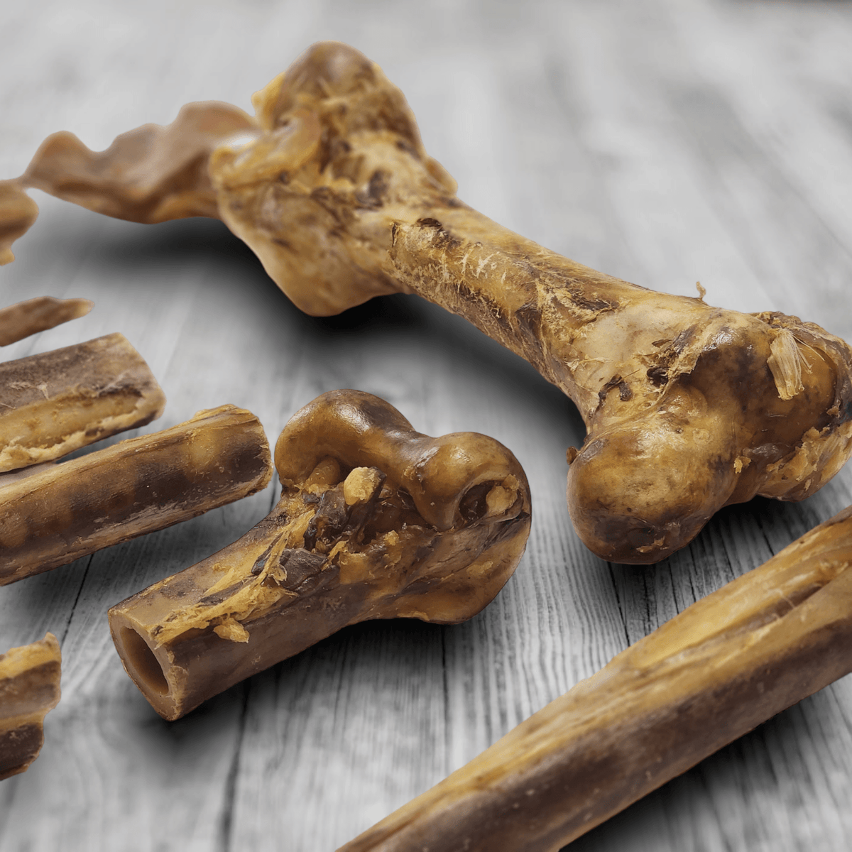 Ostrich Chunky Bones (5" x 2" - 2 Pack): The Long-Lasting, Flavor-Packed Bones for Medium to Large Dogs